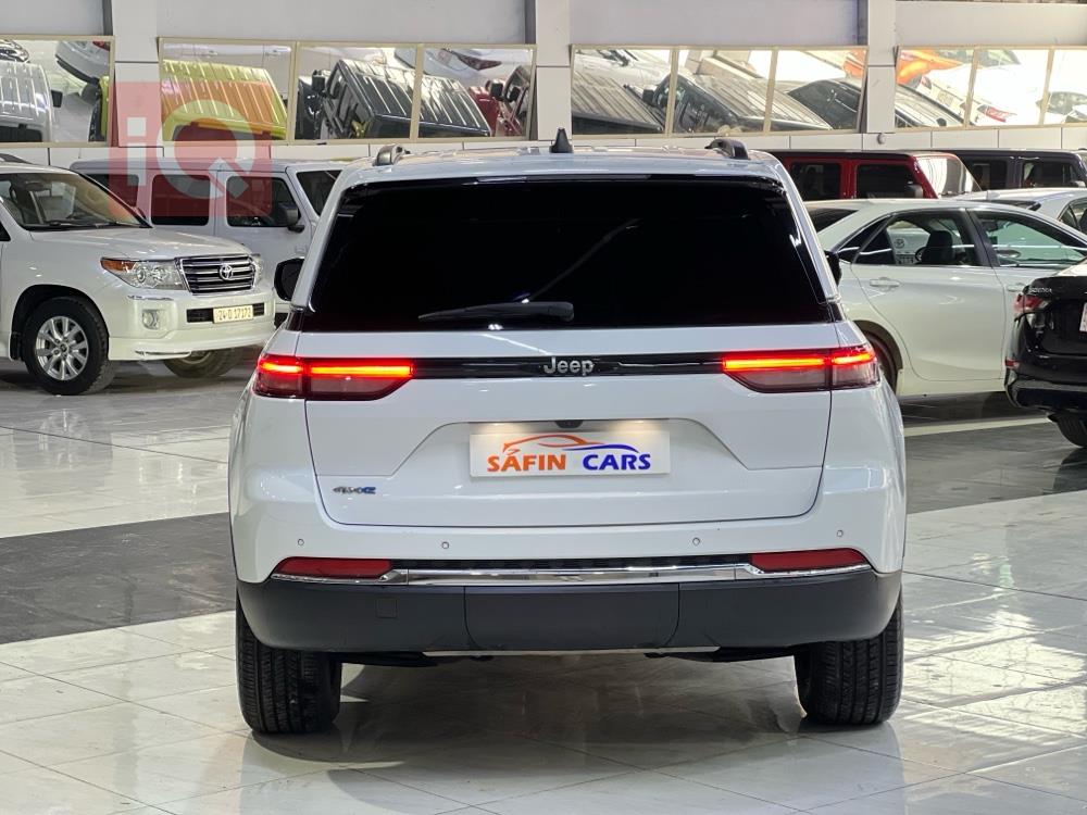 جيب جراند شيروكي